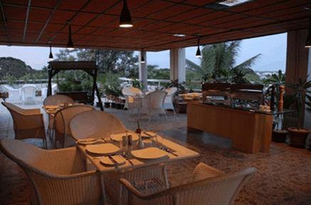 Hotel Bhagyalaxmi Shirdi Εστιατόριο φωτογραφία