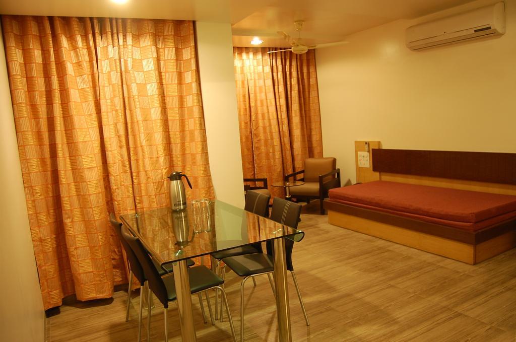 Hotel Bhagyalaxmi Shirdi Δωμάτιο φωτογραφία